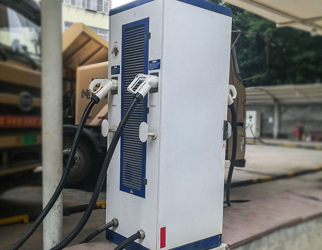 180KW/240KW双枪/四枪一体式直流充电桩